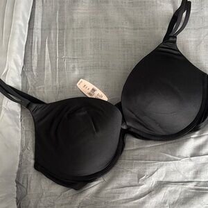 Victoria's Secret Black Smooth T-Shirt Bra